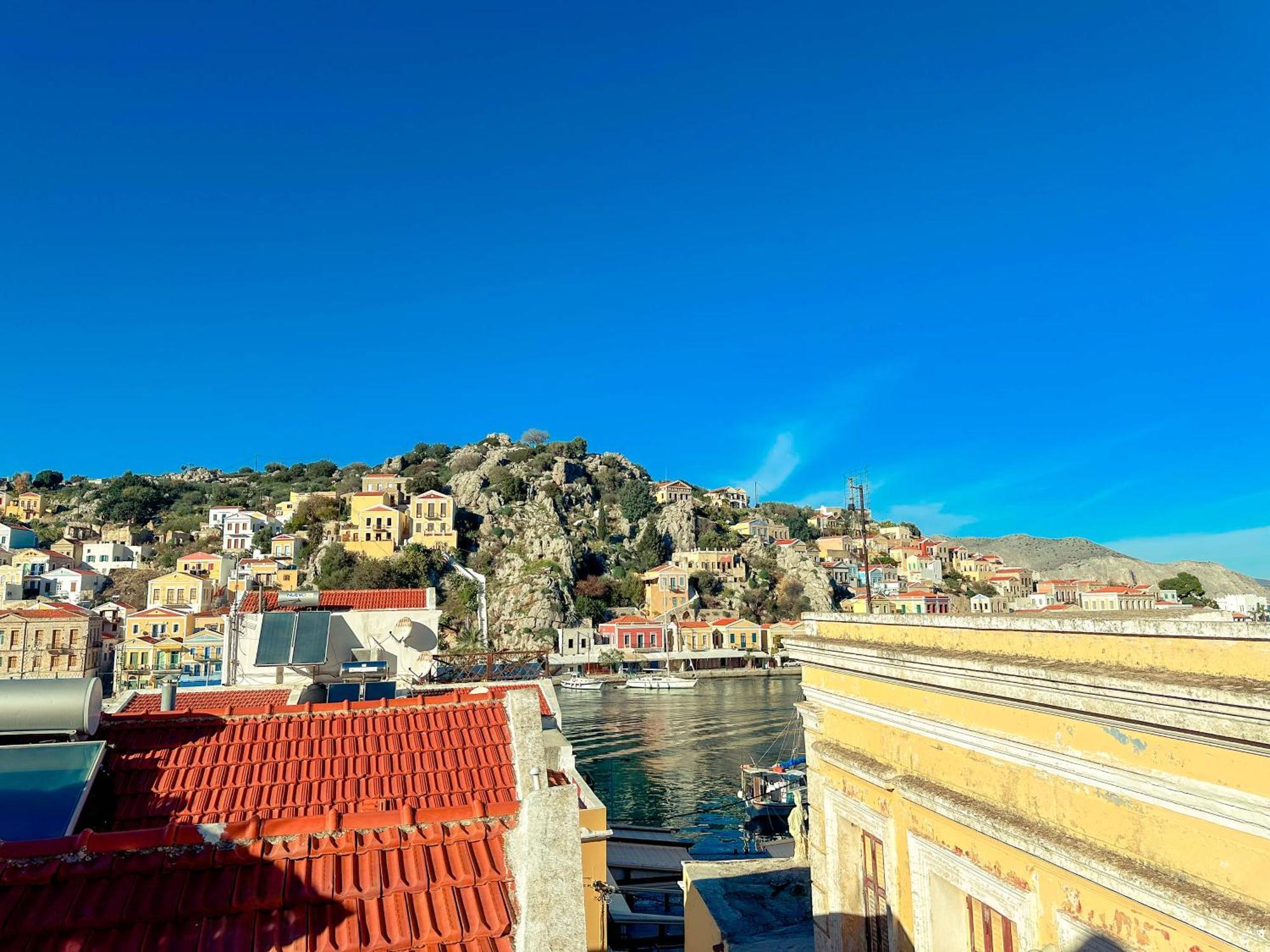 Appartement Kali Strata 2 - Downtown à Symi Extérieur photo