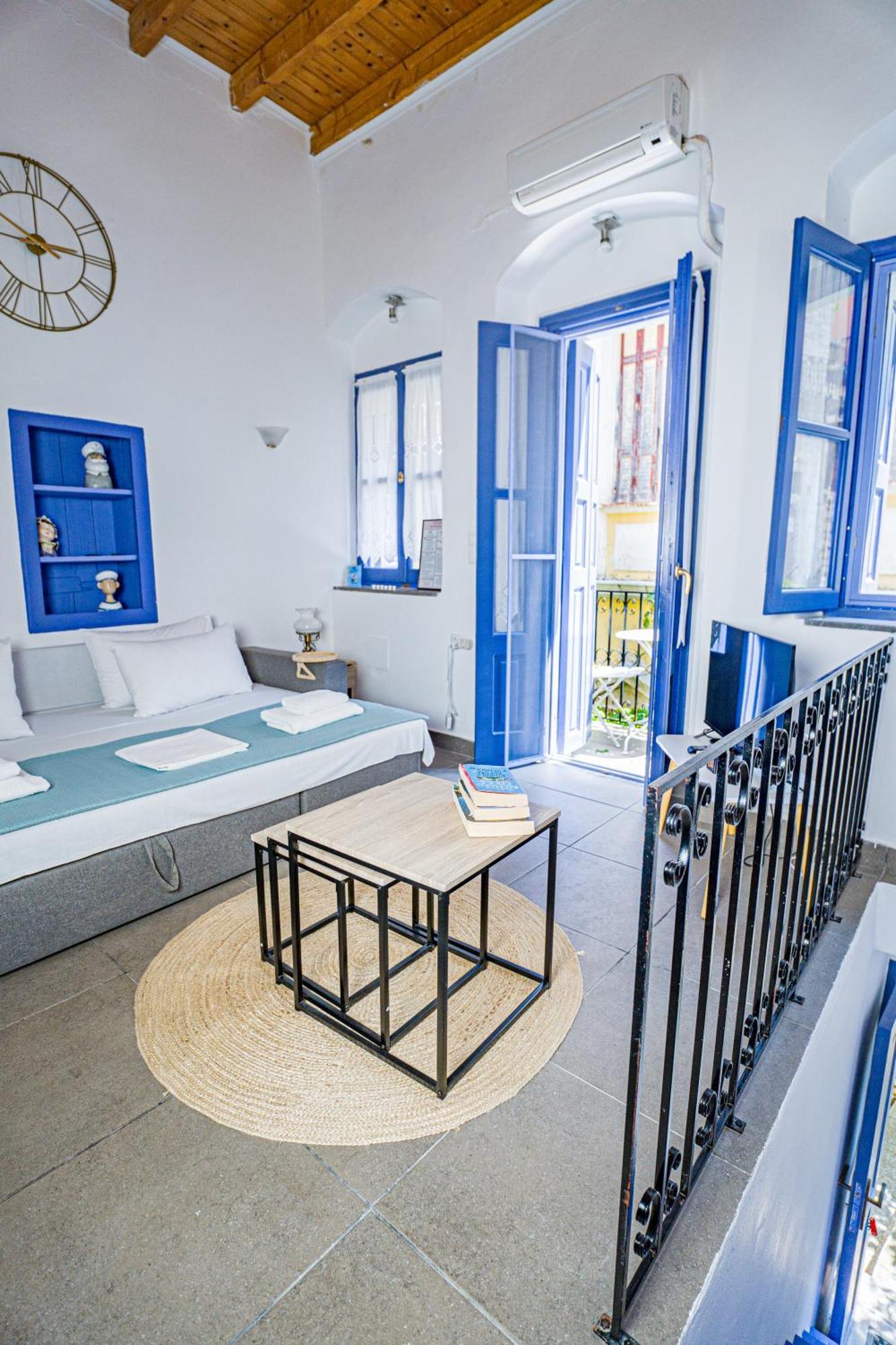 Appartement Kali Strata 2 - Downtown à Symi Extérieur photo